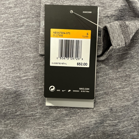 Brand New Nike dri-fit long sleeve (Runs Big) - Picture 3 of 3